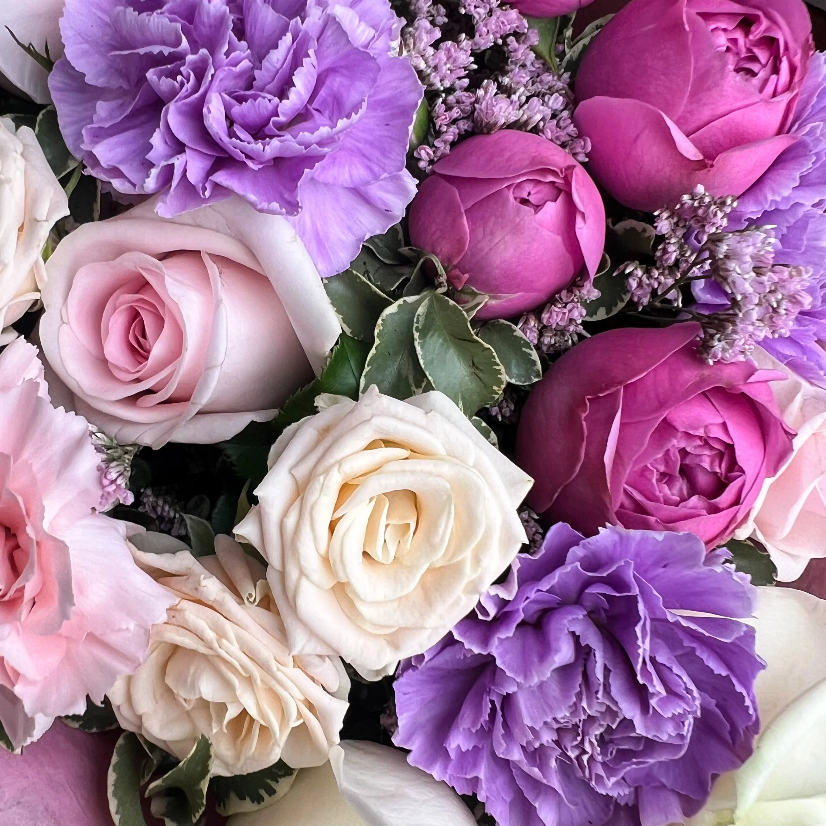 Sparkle Bouquet - Image 3